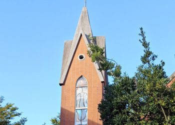 CỨ ĐI, LỐI SẼ THÀNH ĐƯỜNG.